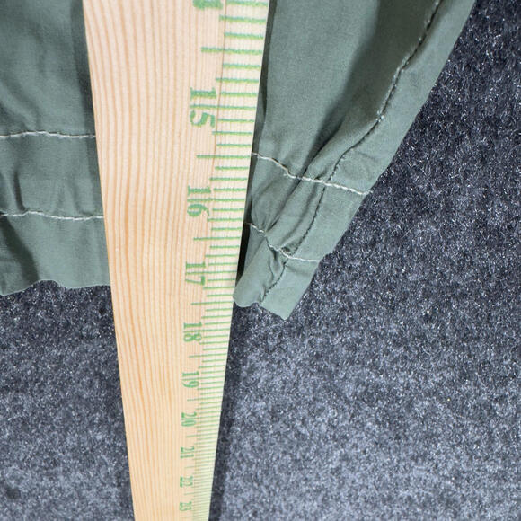 Unionbay Cropped Pants Women 11 Green Mid Rise Flat Front Cotton Pockets Casual - Picture 5 of 8